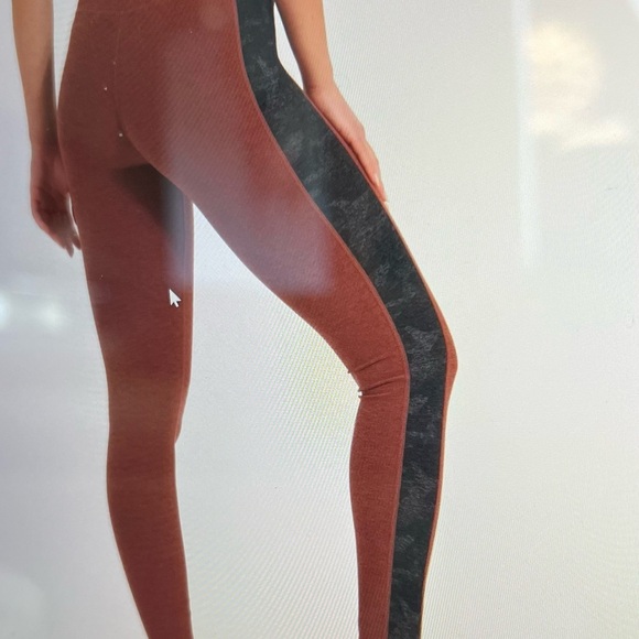 NWT Vuori Aspire Elevation Leggings. Women Size Small. Cedar Heather - Picture 3 of 8